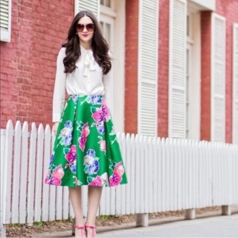 Kate Spade blooms lorella skirt “in full bloom” NWT Size 8